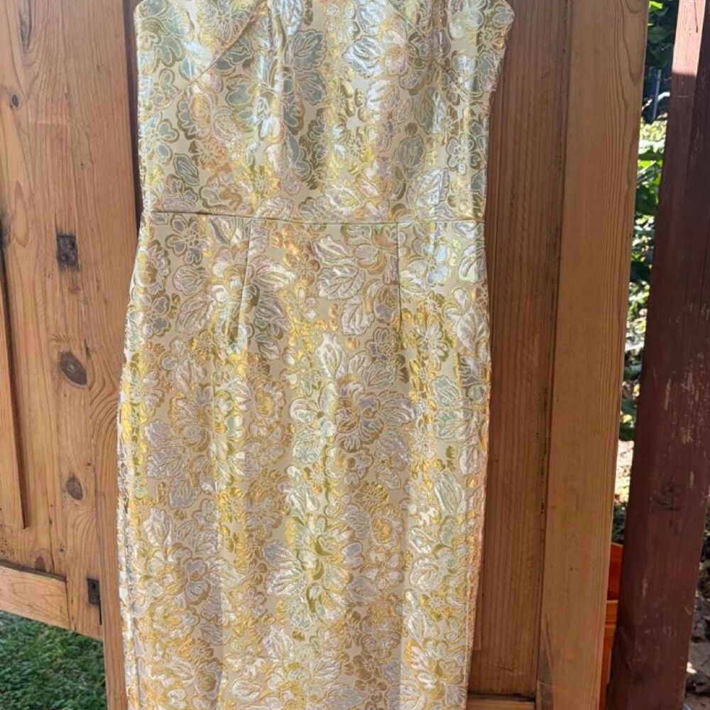 Barbie Women's Gold and Yellow Dress